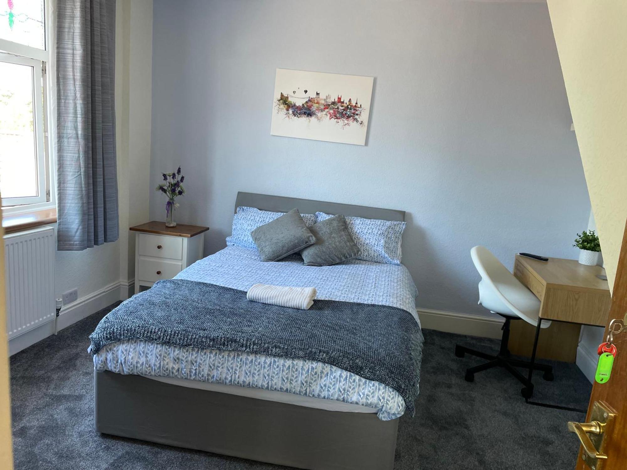 Maple Leaf Guest House Almondsbury Bagian luar foto